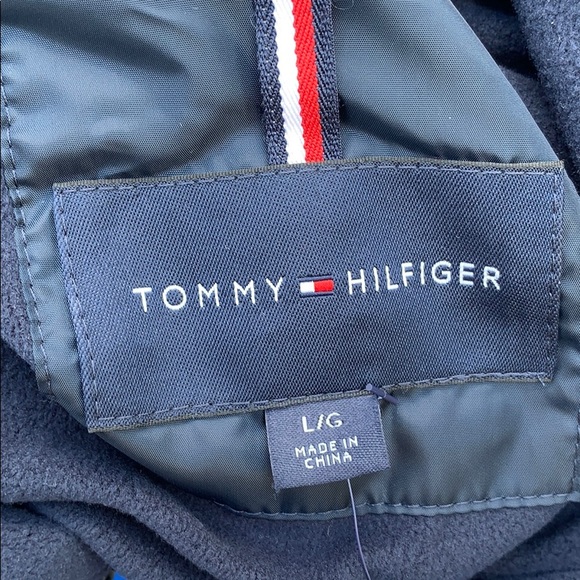 Nwt Tommy Hilfiger pullover - Picture 9 of 9